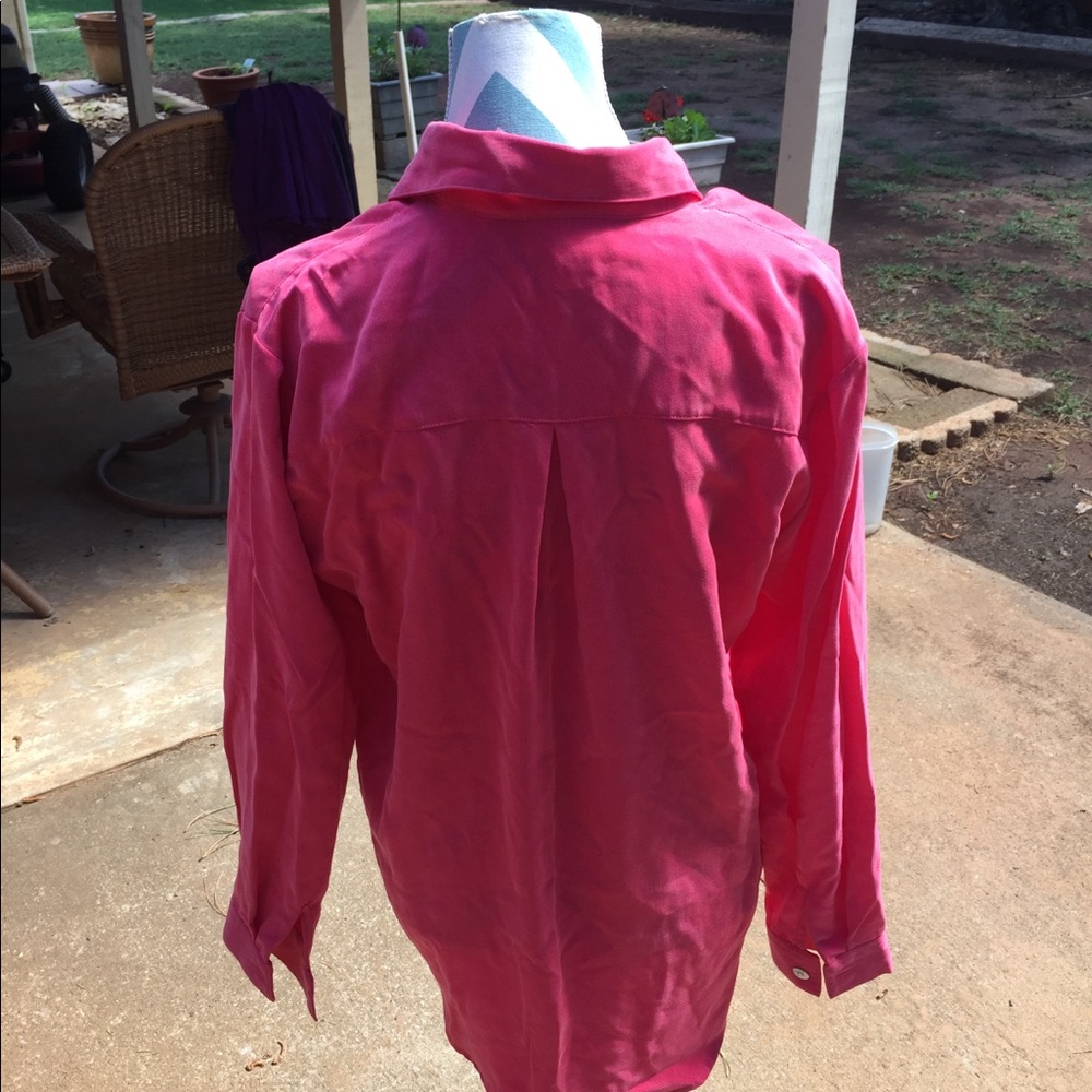 Button down top - Picture 2 of 4